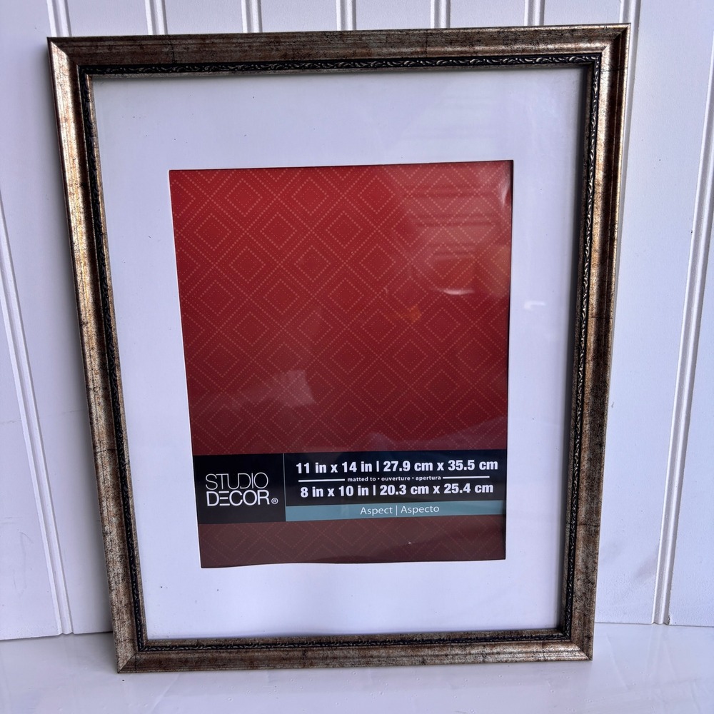 Studio Decor Aspect Picture Frame 11x14 Matted to 8x10 Antique Silver Gold